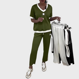 Ženski set s topom in hlačami z V-izrezom