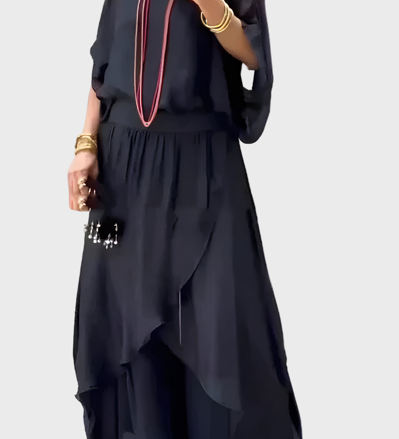 Široka Top in Hlače z Raztrganinami – Dvojnoslojni Set iz Šifona