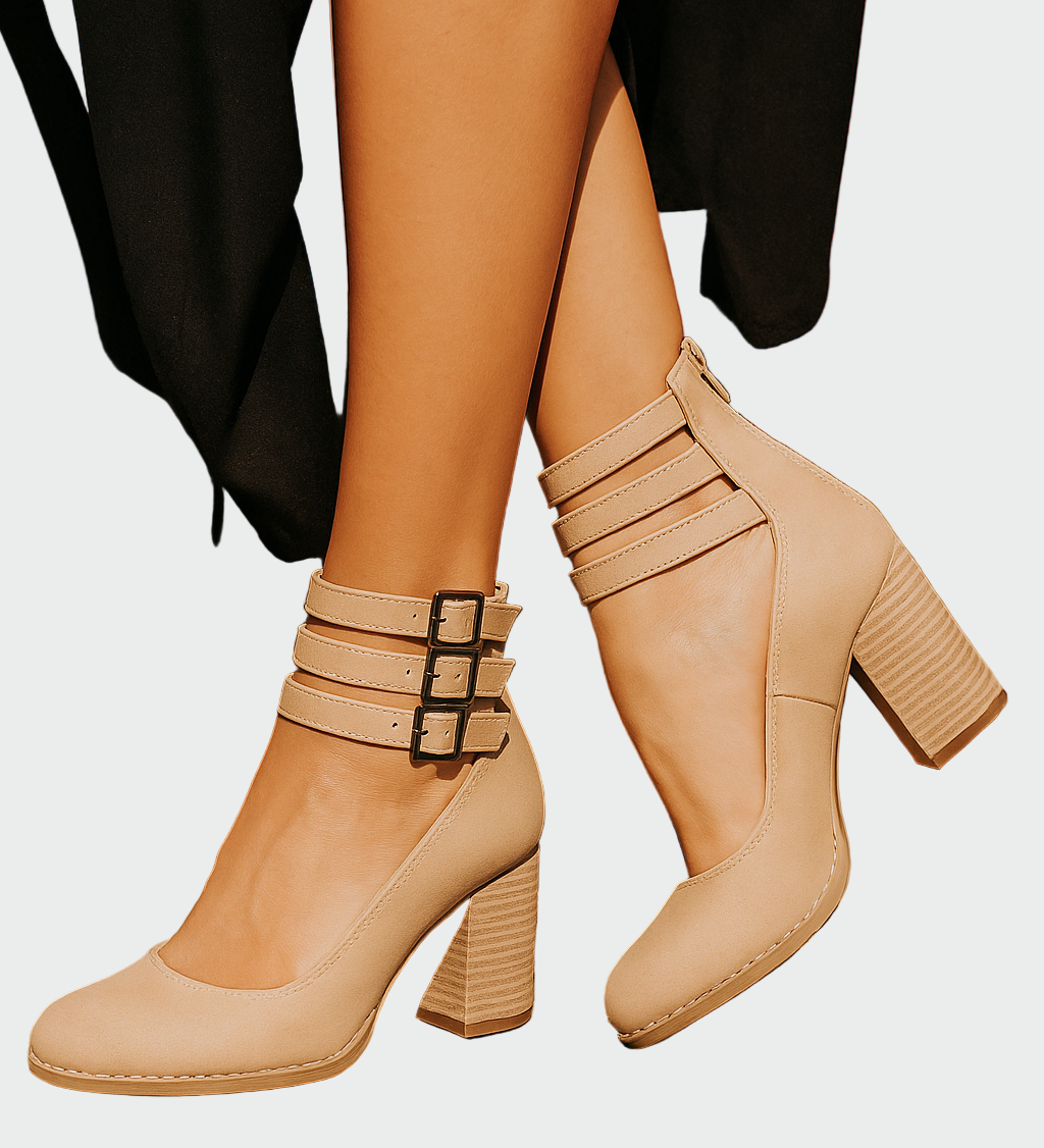 Čevlji z naramnicami