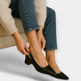 Čevlji z Razkošnimi Podrobnostmi