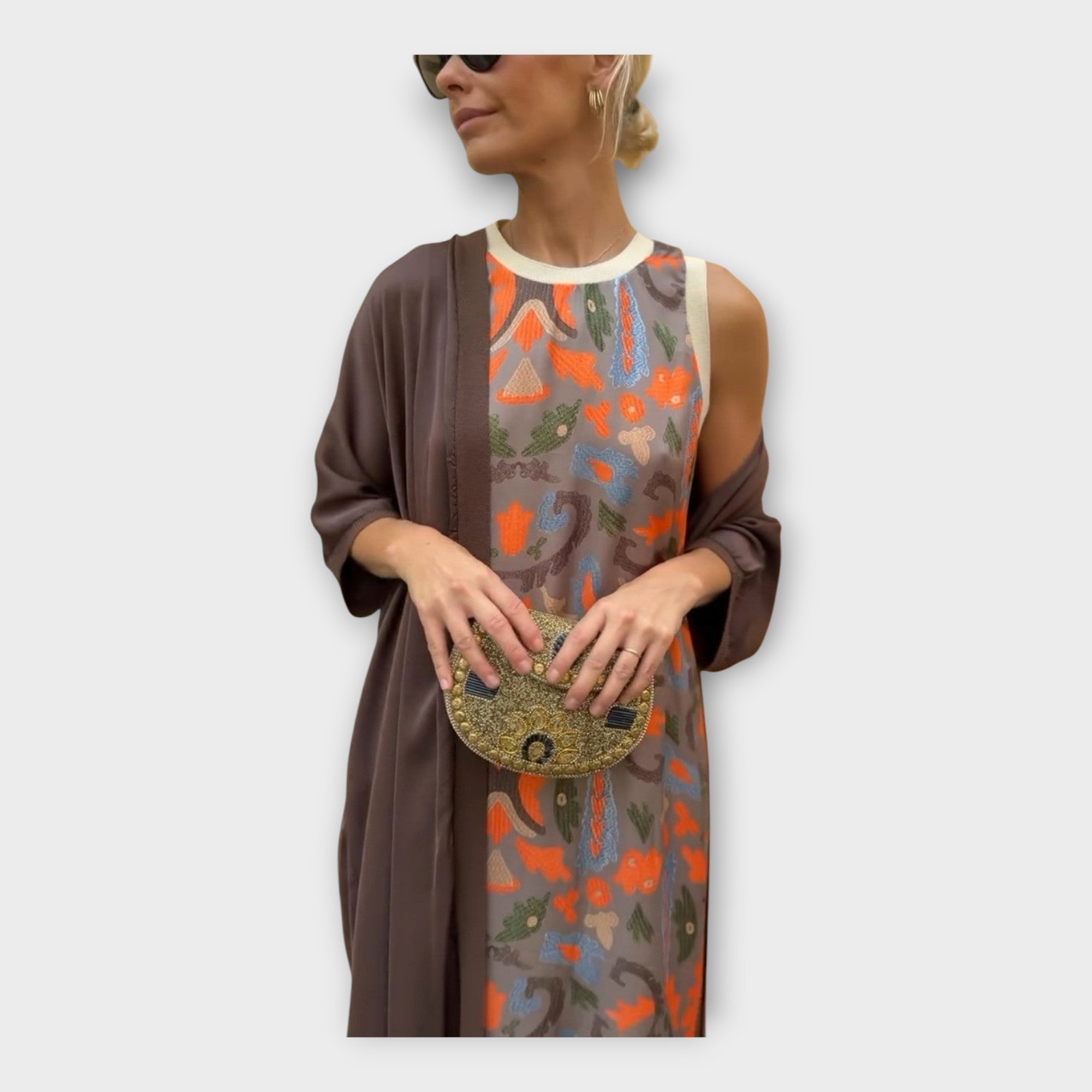 Maksimalna obleka z impresivnimi vzorci