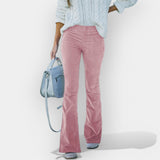 Visoko pasne hlače s širokimi hlačnicami