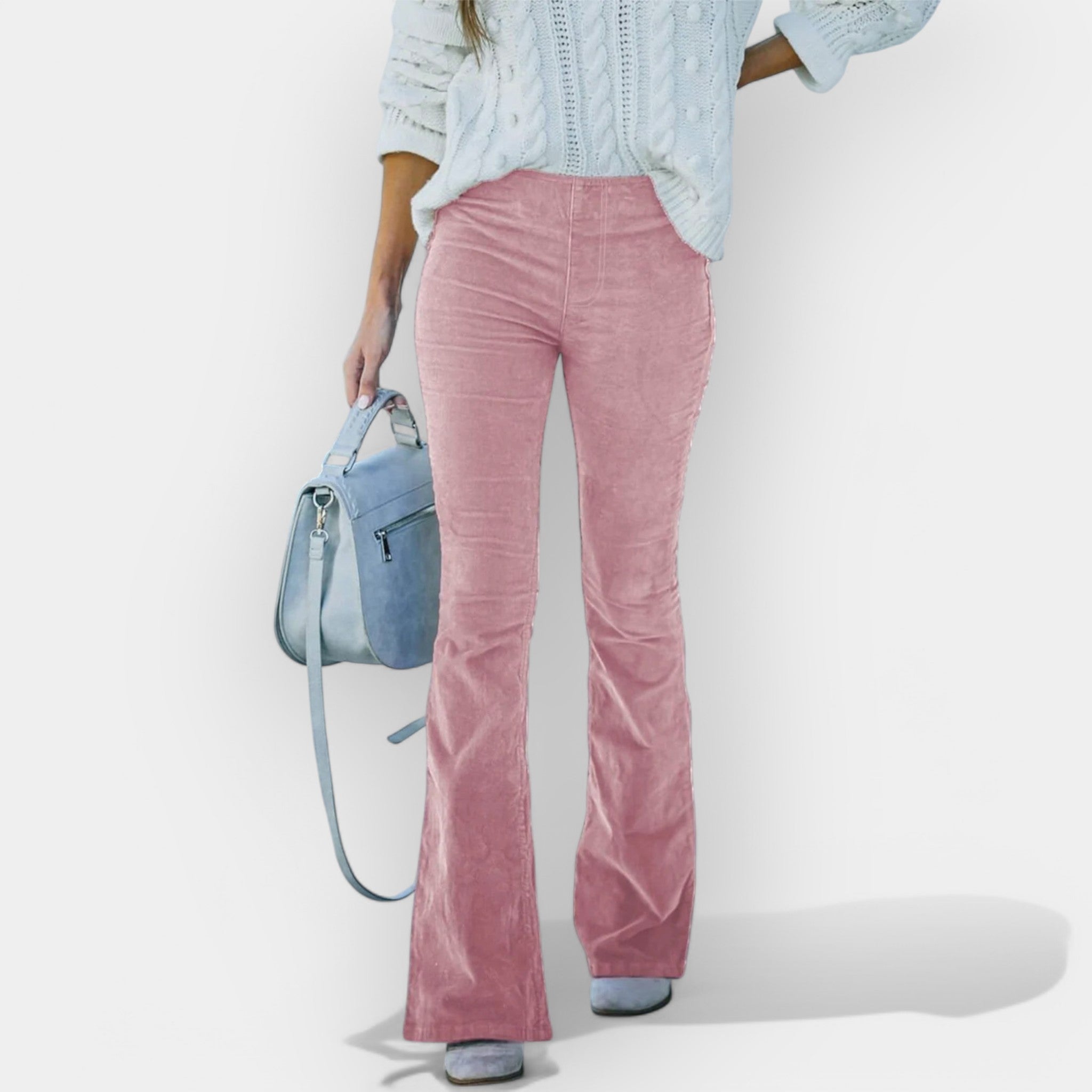 Visoko pasne hlače s širokimi hlačnicami