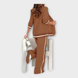 Komplet z jakno in hlačami