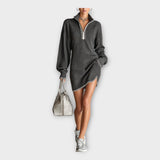 Pleteni obleka z sproščeno eleganco