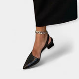 Čevlji z Razkošnimi Podrobnostmi