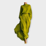 Pleteni set z zračnim šarmom