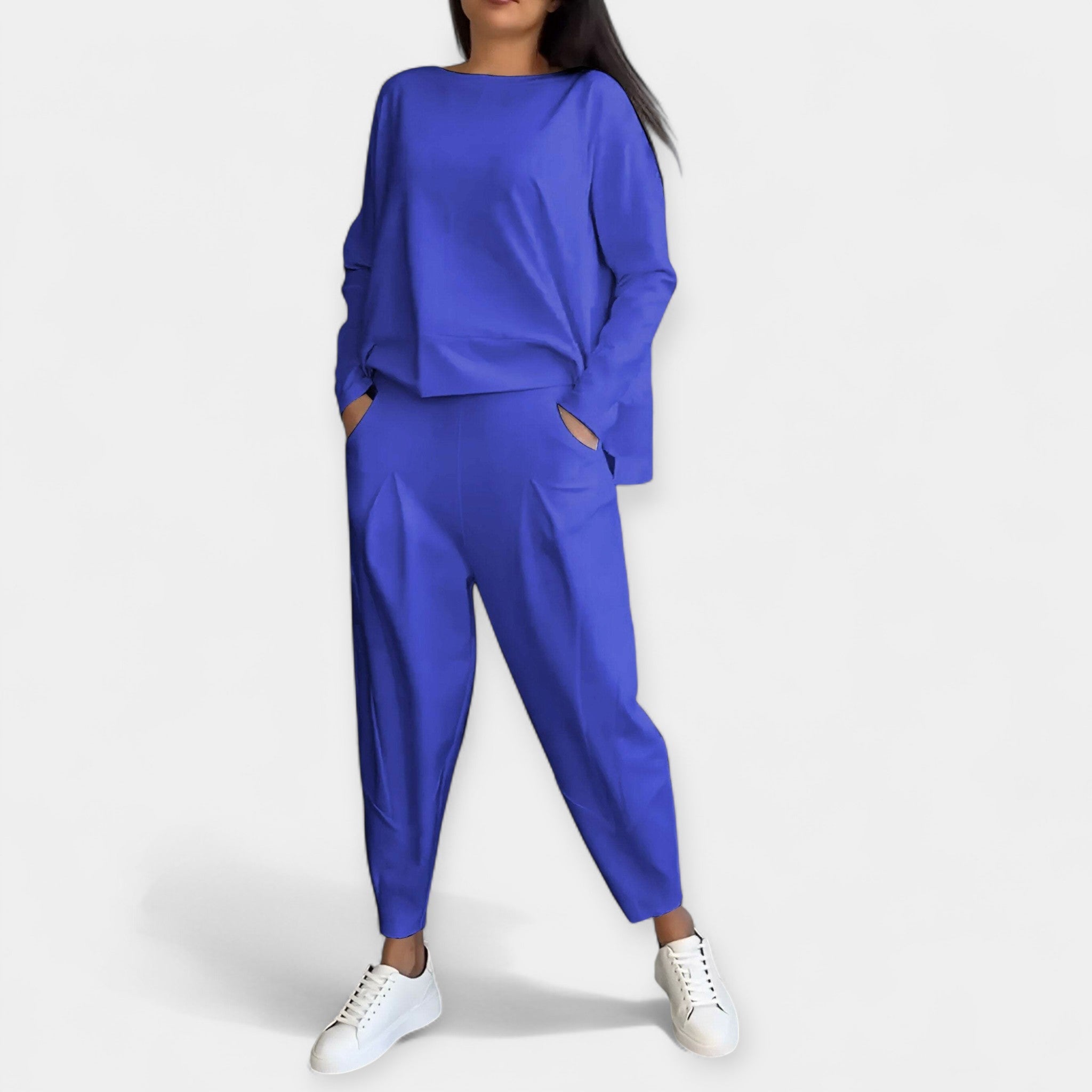 Kombinezon z dolgimi rokavi